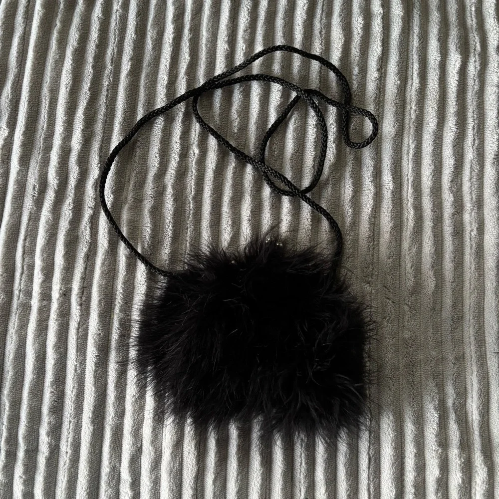 La Regale Ltd Black Feather Furry Evening Bag - Vintage Formal Clutch Purse - Picture 6 of 6